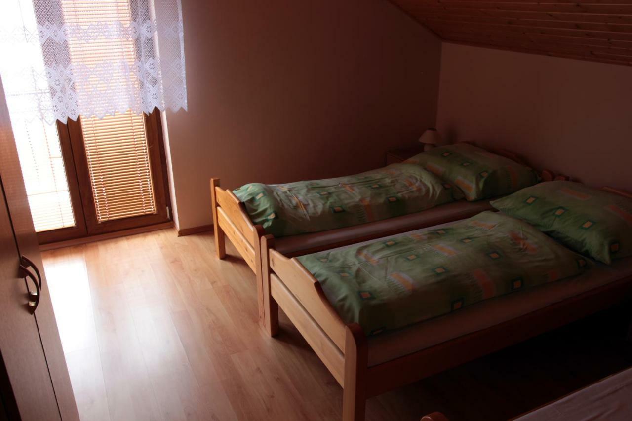 Hotel Rekreacny Dom Pod Dedovou Oscadnica Esterno foto